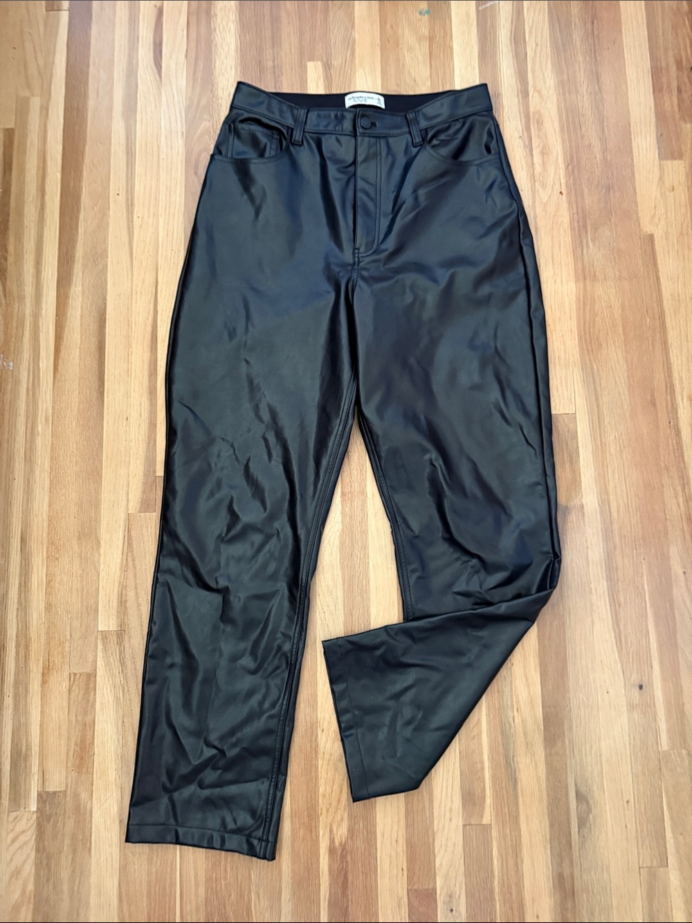 Abercrombie & Fitch The 90s Curve Love Black Straight Leg Faux Leather Pants